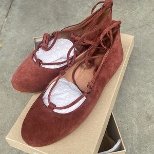 Madewell size 7 lease up flats in Canberry Red Suede